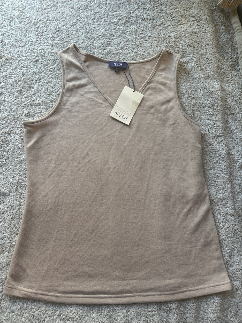 NYDJ tan v-neck tan tank size s/m NWT
